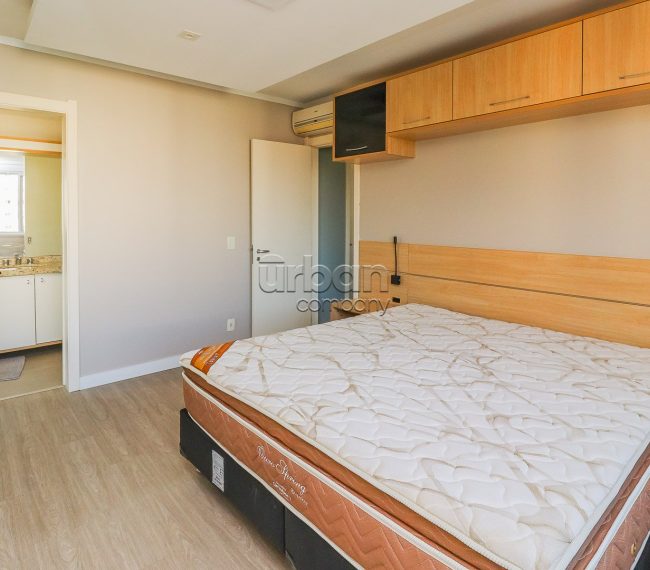 Apartamento com 108m², 3 quartos, 1 suíte, 2 vagas, no bairro Jardim Europa em Porto Alegre