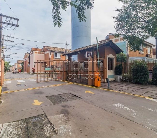 Casa em Condomínio com 86m², 3 quartos, 1 suíte, 1 vaga, no bairro Jardim Itu em Porto Alegre