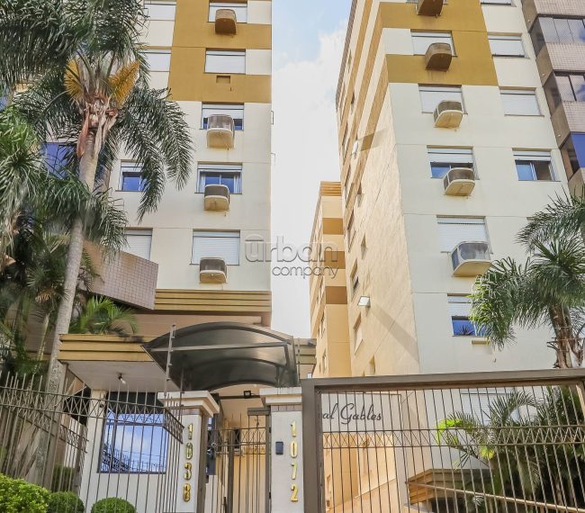 Apartamento com 72m², 3 quartos, 1 suíte, 2 vagas, no bairro Jardim do Salso em Porto Alegre