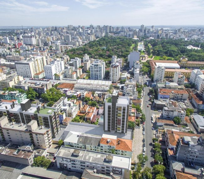 Apartamento com 65m², 2 quartos, 1 suíte, 2 vagas, no bairro Santana em Porto Alegre