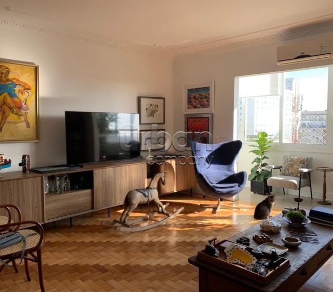 Apartamento com 180m², 3 quartos, 1 suíte, 1 vaga, no bairro Independência em Porto Alegre