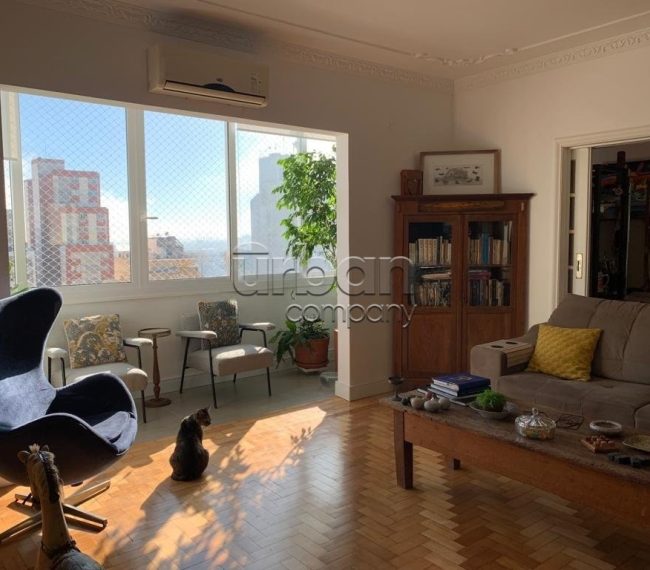 Apartamento com 180m², 3 quartos, 1 suíte, 1 vaga, no bairro Independência em Porto Alegre