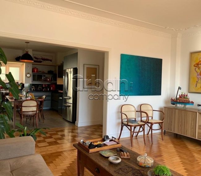 Apartamento com 180m², 3 quartos, 1 suíte, 1 vaga, no bairro Independência em Porto Alegre