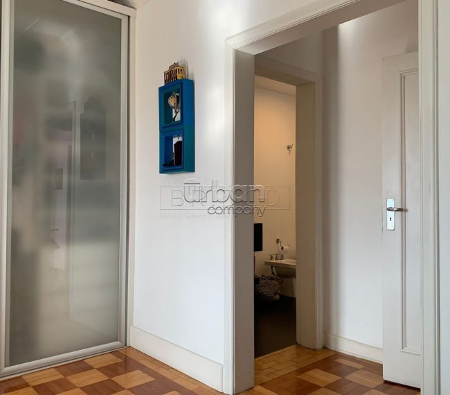 Apartamento com 180m², 3 quartos, 1 suíte, 1 vaga, no bairro Independência em Porto Alegre