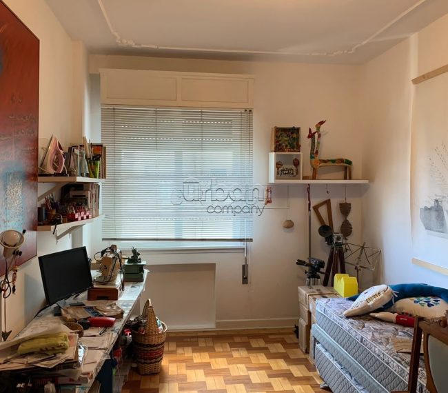 Apartamento com 180m², 3 quartos, 1 suíte, 1 vaga, no bairro Independência em Porto Alegre