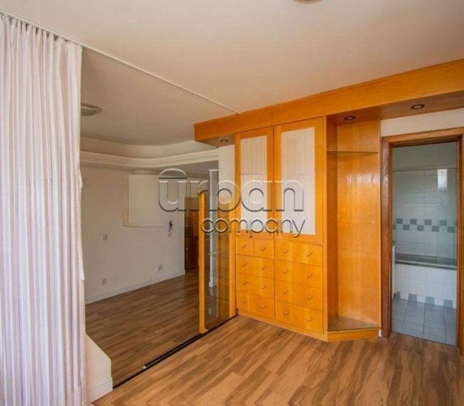 Apartamento com 53m², 1 quarto, 1 suíte, 1 vaga, no bairro Petrópolis em Porto Alegre