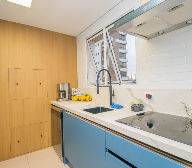 Apartamento com 80m², 2 quartos, 2 suítes, 2 vagas, no bairro Petrópolis em Porto Alegre