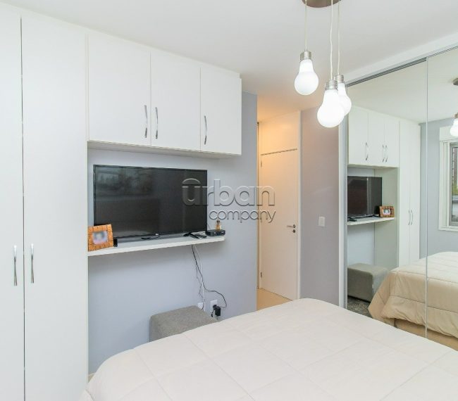 Apartamento com 84m², 3 quartos, 1 suíte, 1 vaga, no bairro Boa Vista em Porto Alegre