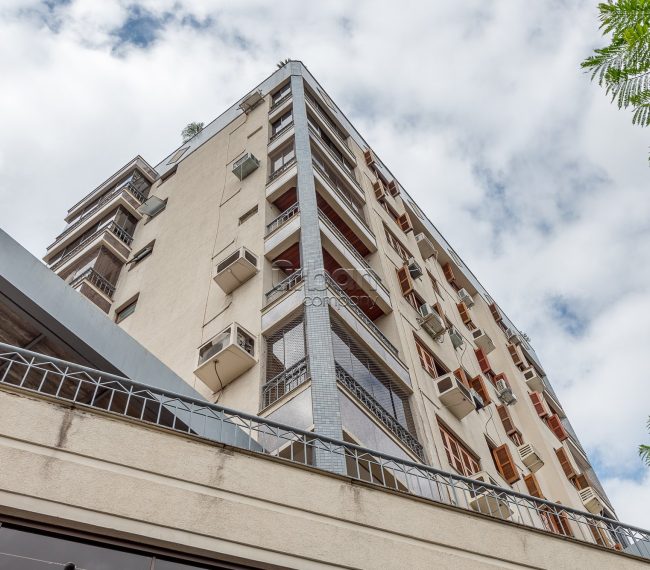 Cobertura com 207m², 3 quartos, 1 suíte, 2 vagas, no bairro Rio Branco em Porto Alegre