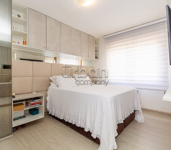 Apartamento com 70m², 2 quartos, 1 vaga, no bairro Jardim Planalto em Porto Alegre