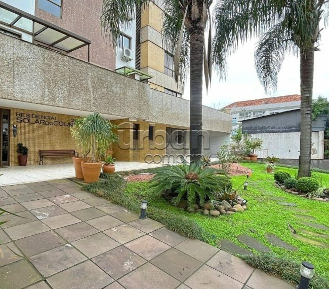 Apartamento com 104m², 2 quartos, 1 suíte, 2 vagas, no bairro Mont Serrat em Porto Alegre