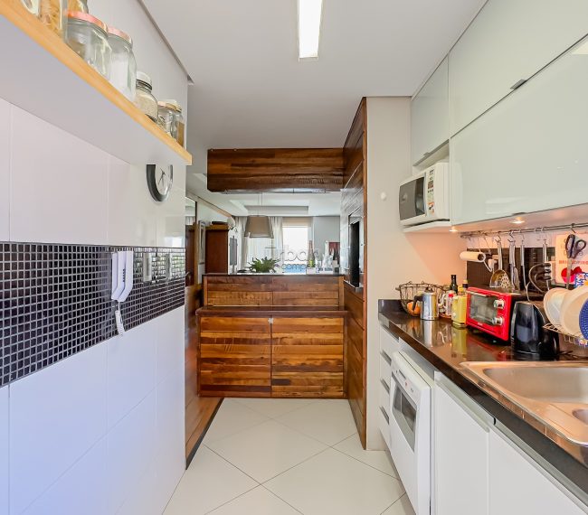 Apartamento com 70m², 2 quartos, 1 suíte, 1 vaga, no bairro Bela Vista em Porto Alegre