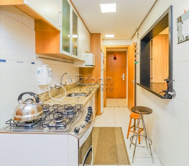 Apartamento com 94m², 3 quartos, 1 suíte, 3 vagas, no bairro Cristo Redentor em Porto Alegre