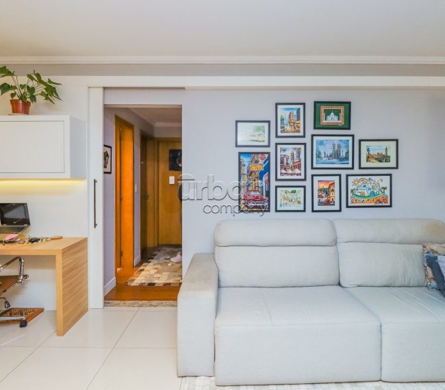 Apartamento com 94m², 3 quartos, 1 suíte, 3 vagas, no bairro Cristo Redentor em Porto Alegre