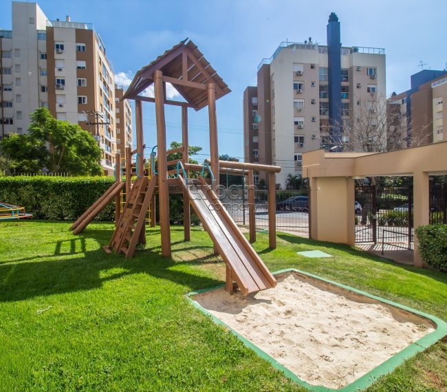 Apartamento com 112m², 3 quartos, 1 suíte, 2 vagas, no bairro Chácara da Pedras em Porto Alegre