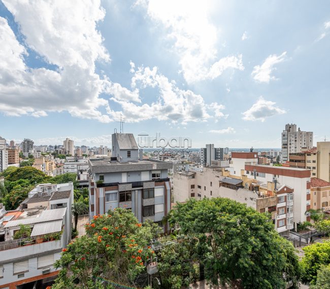 Apartamento com 157m², 3 quartos, 1 suíte, 4 vagas, no bairro Higienópolis em Porto Alegre