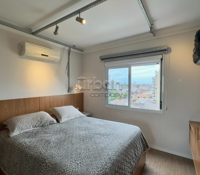 Apartamento com 95m², 3 quartos, 1 suíte, 2 vagas, no bairro Passo da Areia em Porto Alegre