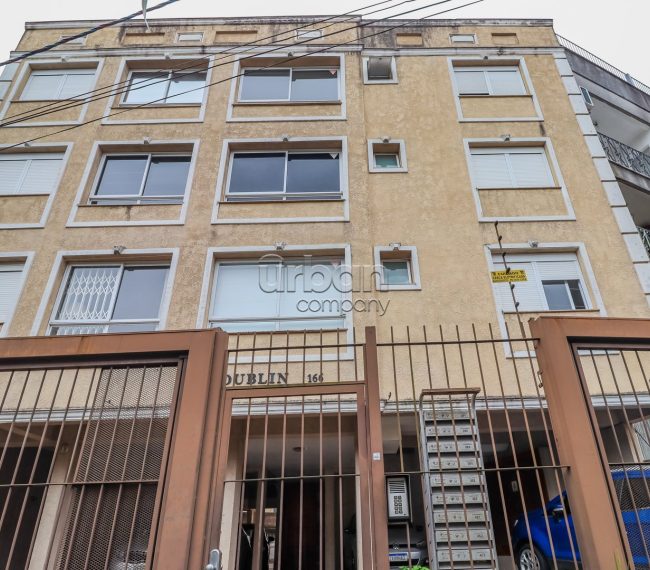 Apartamento com 40m², 1 quarto, no bairro Passo da Areia em Porto Alegre