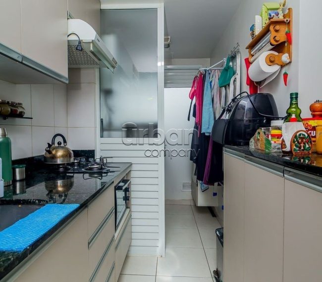 Apartamento com 75m², 3 quartos, 1 suíte, 2 vagas, no bairro Partenon em Porto Alegre