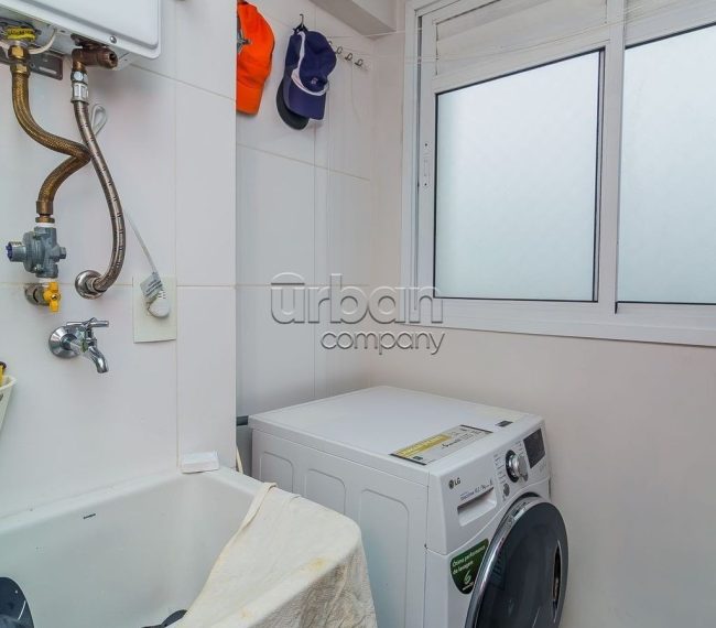 Apartamento com 75m², 3 quartos, 1 suíte, 2 vagas, no bairro Partenon em Porto Alegre