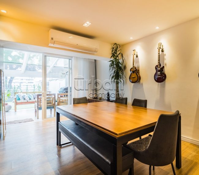 Apartamento Garden com 257m², 3 quartos, 2 suítes, 1 vaga, no bairro Moinhos de Vento em Porto Alegre