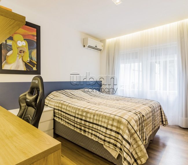 Apartamento Garden com 257m², 3 quartos, 2 suítes, 1 vaga, no bairro Moinhos de Vento em Porto Alegre