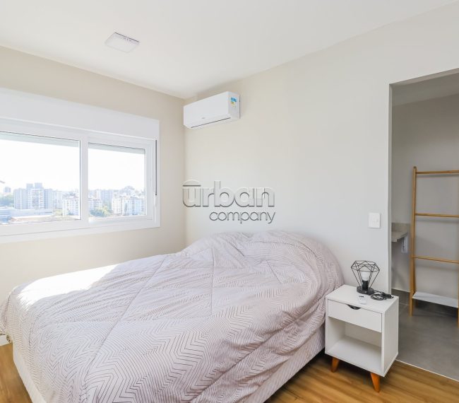 Apartamento com 67m², 3 quartos, 1 suíte, 2 vagas, no bairro Jardim Lindóia em Porto Alegre