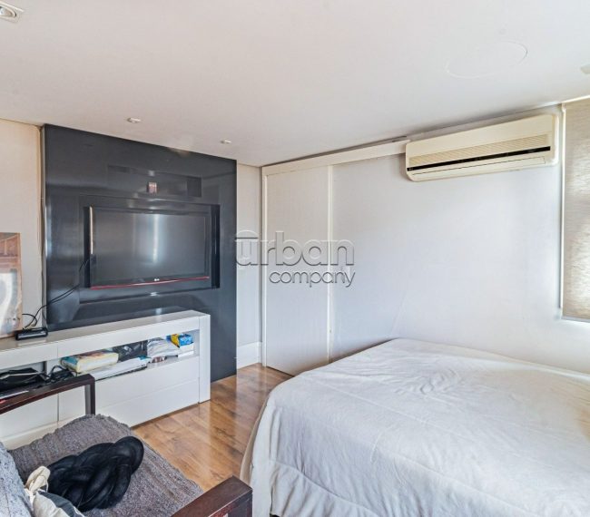 Apartamento Duplex com 108m², 3 quartos, 1 suíte, 2 vagas, no bairro Rio Branco em Porto Alegre