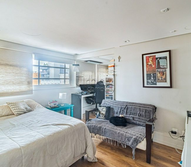 Apartamento Duplex com 108m², 3 quartos, 1 suíte, 2 vagas, no bairro Rio Branco em Porto Alegre