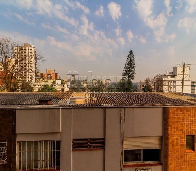 Apartamento com 63m², 2 quartos, 1 suíte, 2 vagas, no bairro Petrópolis em Porto Alegre