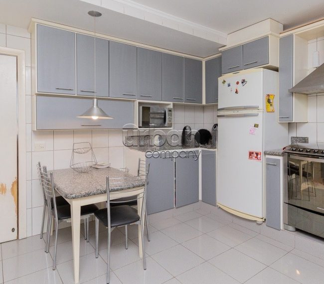 Apartamento com 190m², 3 quartos, 1 vaga, no bairro Rio Branco em Porto Alegre