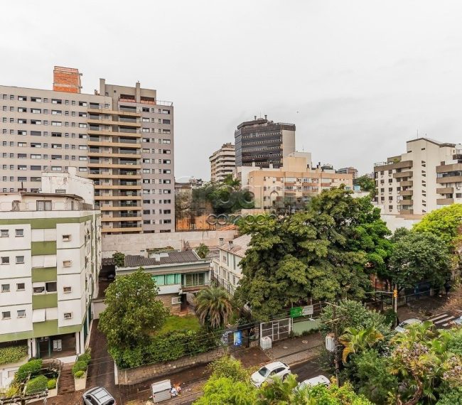 Apartamento com 134m², 3 quartos, 1 suíte, 2 vagas, no bairro Auxiliadora em Porto Alegre