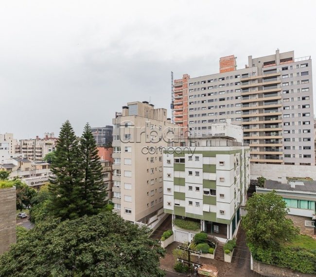 Apartamento com 134m², 3 quartos, 1 suíte, 2 vagas, no bairro Auxiliadora em Porto Alegre