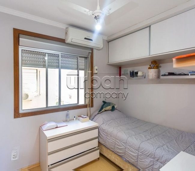 Apartamento com 72m², 3 quartos, 1 suíte, 1 vaga, no bairro Jardim do Salso em Porto Alegre