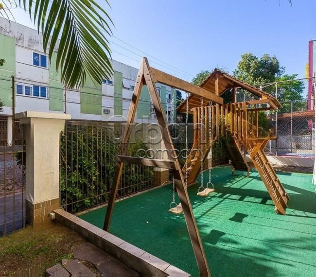 Apartamento com 72m², 3 quartos, 1 suíte, 1 vaga, no bairro Jardim do Salso em Porto Alegre