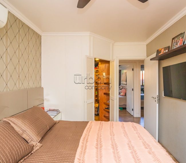 Apartamento Garden com 178m², 3 quartos, 1 suíte, 2 vagas, no bairro Rio Branco em Porto Alegre