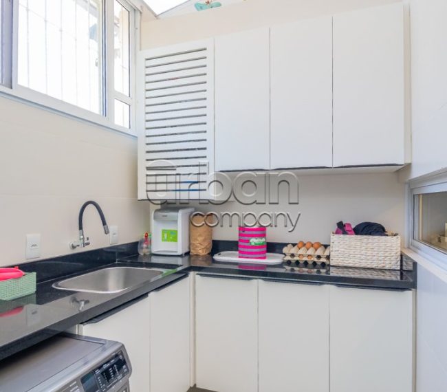 Apartamento Garden com 178m², 3 quartos, 1 suíte, 2 vagas, no bairro Rio Branco em Porto Alegre