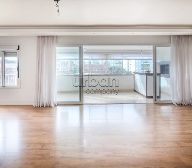 Apartamento com 162m², 3 quartos, 3 suítes, 2 vagas, no bairro Central Parque em Porto Alegre