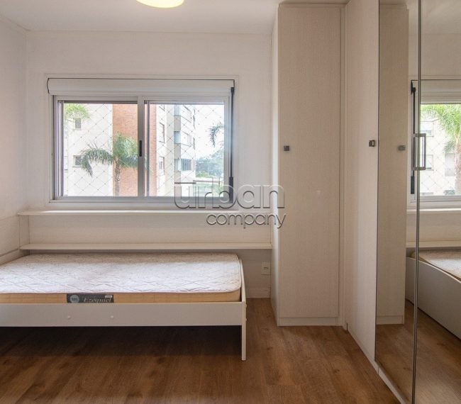 Apartamento com 162m², 3 quartos, 3 suítes, 2 vagas, no bairro Central Parque em Porto Alegre