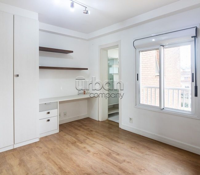 Apartamento com 162m², 3 quartos, 3 suítes, 2 vagas, no bairro Central Parque em Porto Alegre