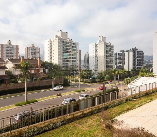 Apartamento com 162m², 3 quartos, 3 suítes, 2 vagas, no bairro Central Parque em Porto Alegre