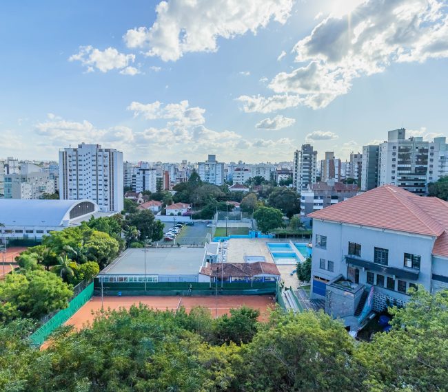 Cobertura com 190m², 3 quartos, 2 suítes, 2 vagas, no bairro Petrópolis em Porto Alegre