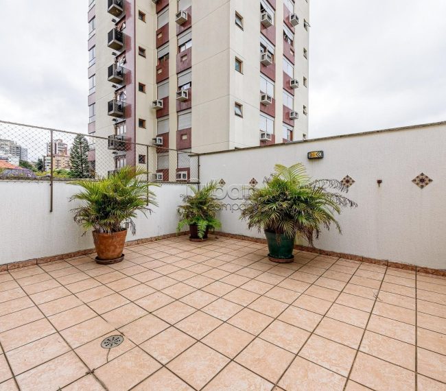 Apartamento Garden com 219m², 3 quartos, 1 suíte, 2 vagas, no bairro Petrópolis em Porto Alegre