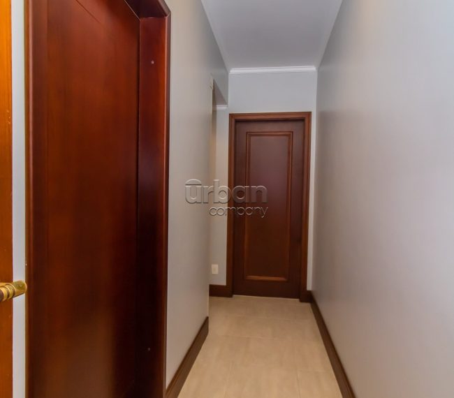 Apartamento com 146m², 3 quartos, 1 suíte, 2 vagas, no bairro Mont Serrat em Porto Alegre