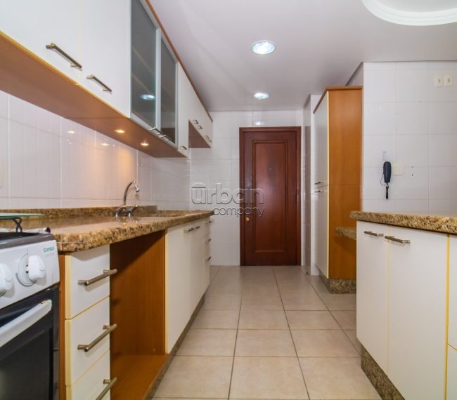 Apartamento com 146m², 3 quartos, 1 suíte, 2 vagas, no bairro Mont Serrat em Porto Alegre