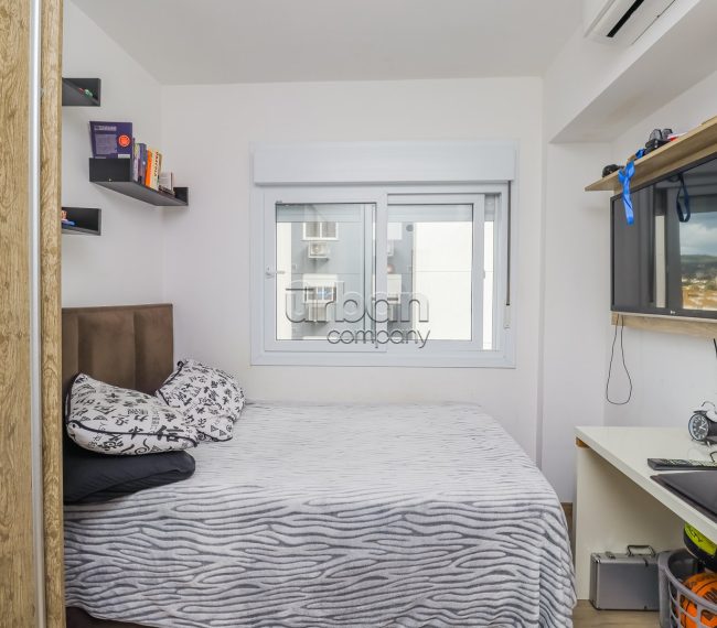 Apartamento com 81m², 3 quartos, 1 suíte, 2 vagas, no bairro Jardim Lindóia em Porto Alegre