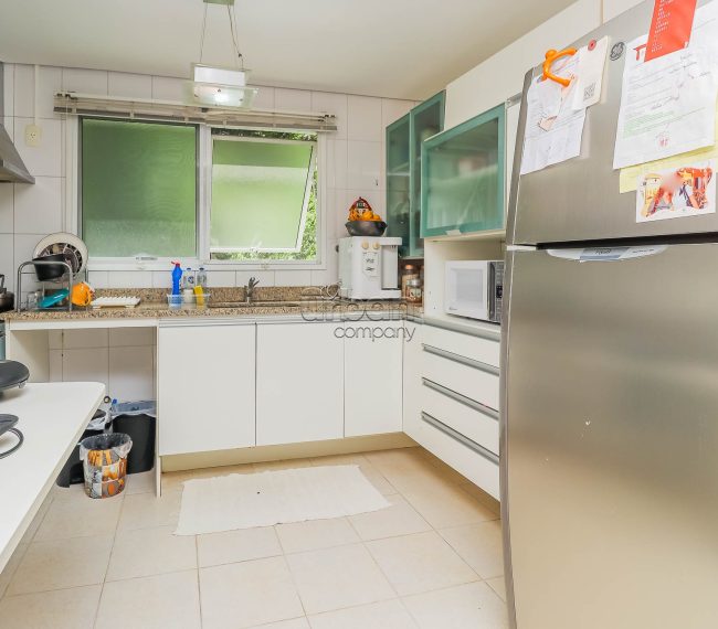 Apartamento com 135m², 3 quartos, 1 suíte, 2 vagas, no bairro Higienópolis em Porto Alegre