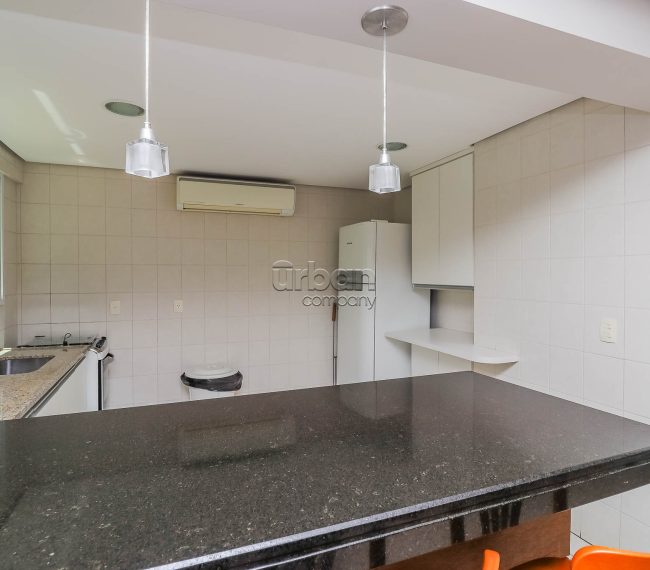 Apartamento com 135m², 3 quartos, 1 suíte, 2 vagas, no bairro Higienópolis em Porto Alegre