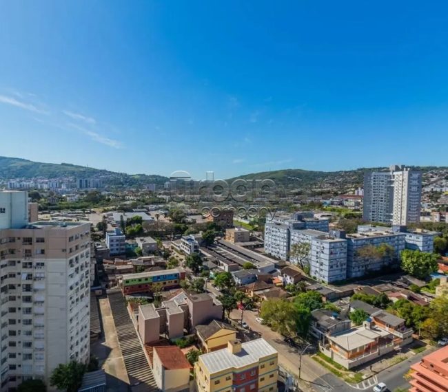 Apartamento Garden com 136m², 2 quartos, 1 suíte, 1 vaga, no bairro Central Parque em Porto Alegre