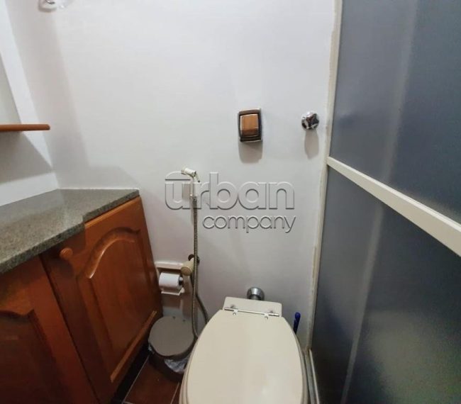 Apartamento com 141m², 3 quartos, 1 suíte, 2 vagas, no bairro Petrópolis em Porto Alegre